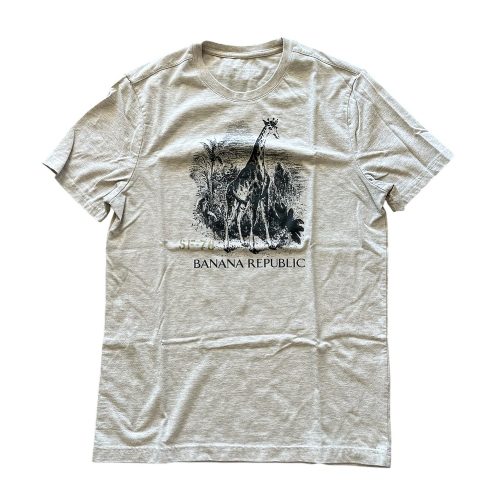 Banana Republic Graphic T-Shirt Short Sleeve Giraffe Tan Brown Tee Shirt Medium